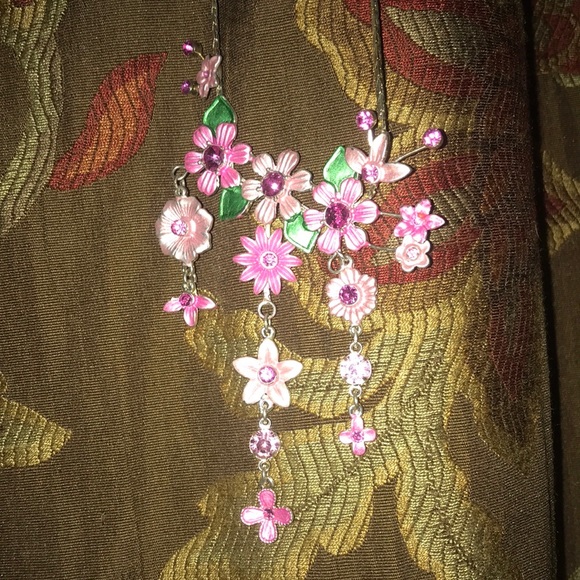 Pink Flowers Rhinestone Drop Layered Set NWOT - Picture 9 of 17